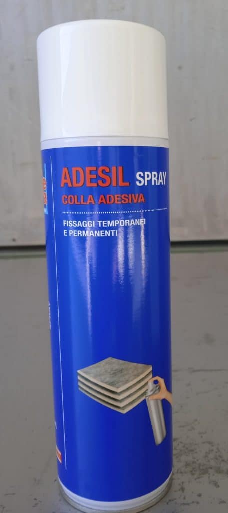 colla spray per tappezzeria